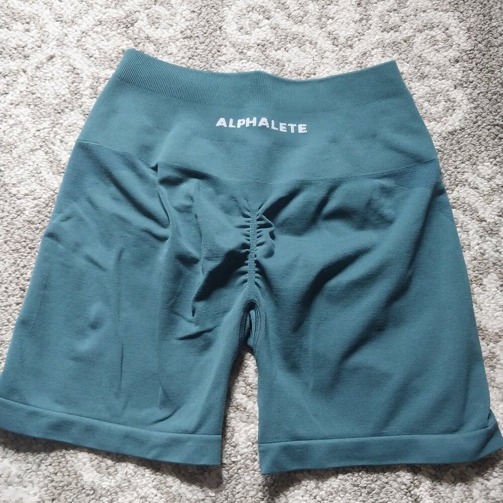 Alphalete amplify shorts size small Teal